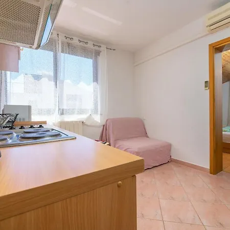 Apartments Miri Vrsar Exterior photo