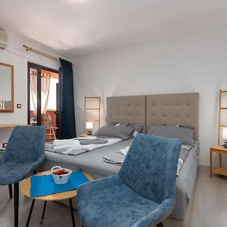 Apartments Miri Vrsar Exterior photo
