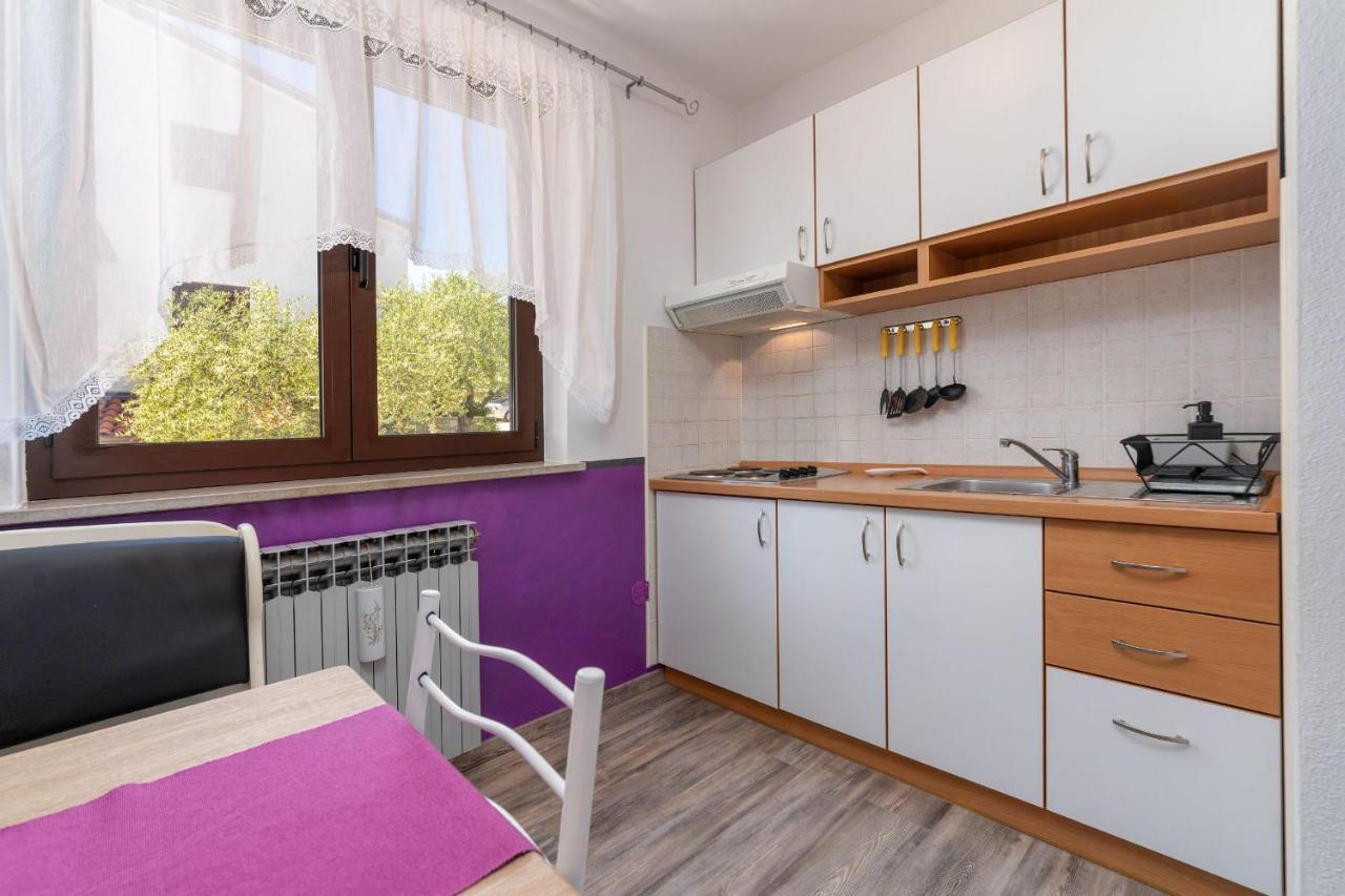Miri Apartment *